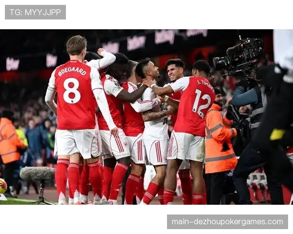 特罗萨德射门中柱，阿森纳主场与进球擦肩而过